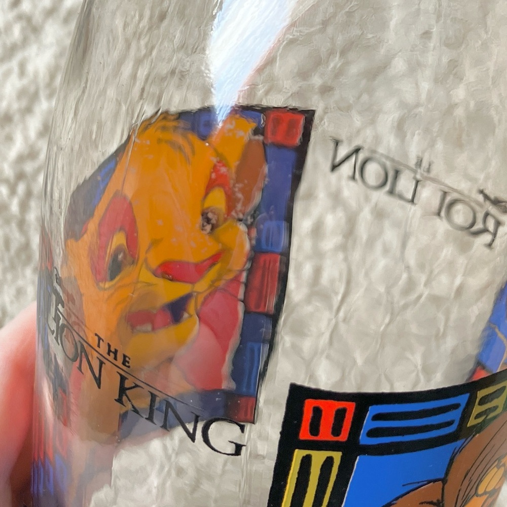 1990’s Vintage Lion King Themed Glass Carafe Bottle and Cup Set - Picture 10 of 11